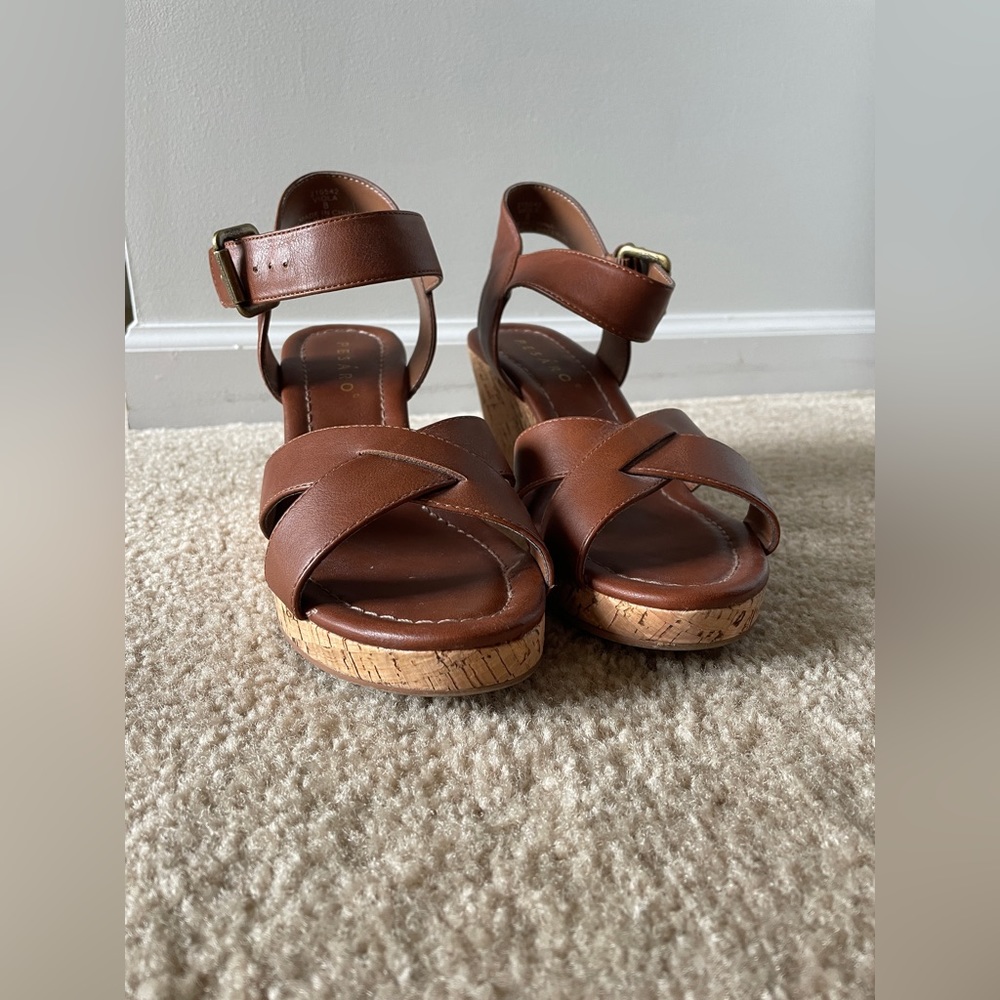 Brown Wedge